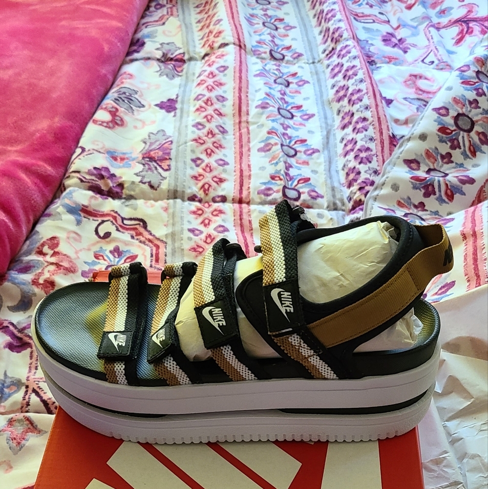 Nike platform sandals